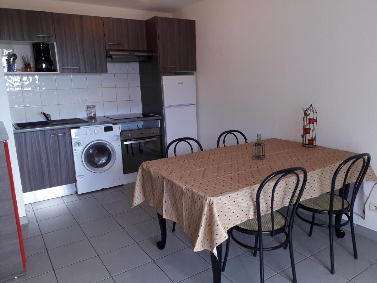 Bel Appartement En Residence Avec Parking Prive Arvert Buitenkant foto