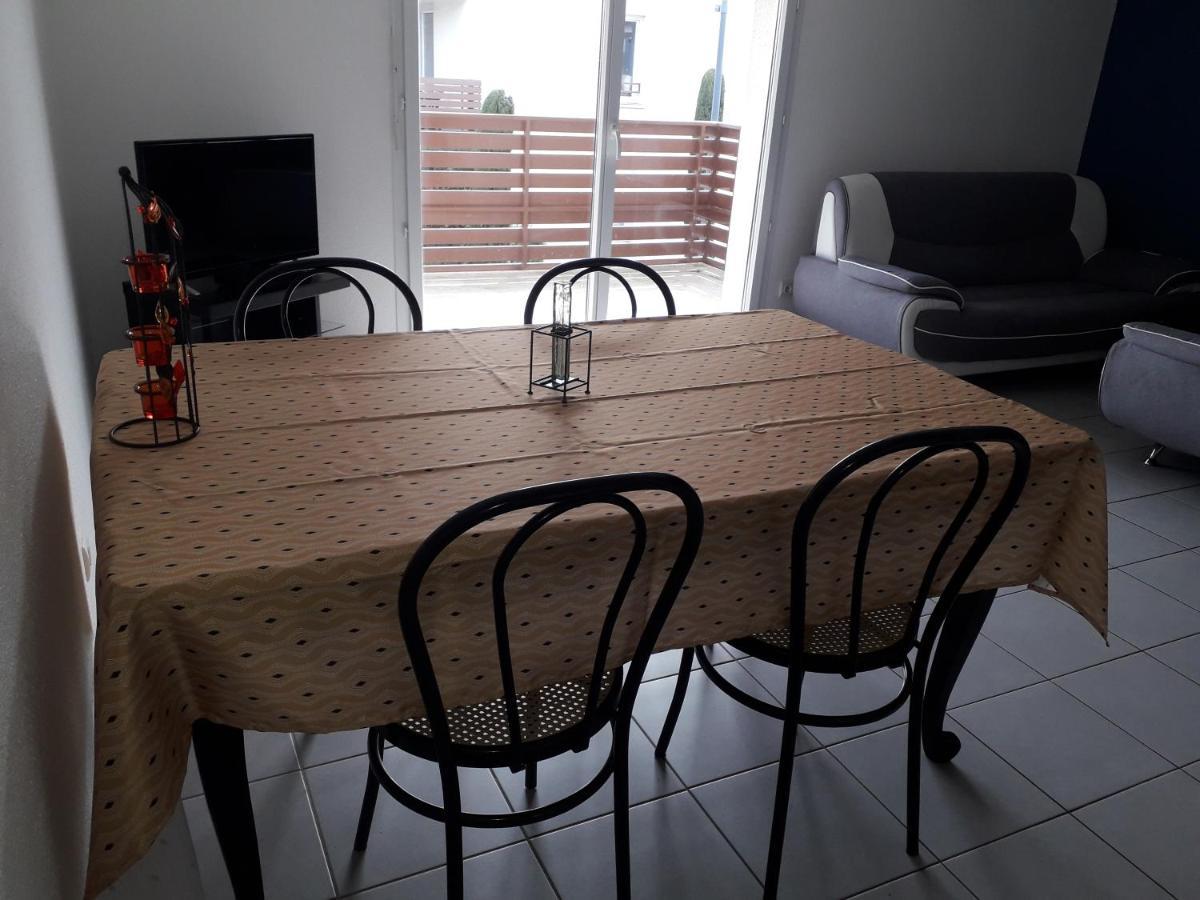 Bel Appartement En Residence Avec Parking Prive Arvert Buitenkant foto