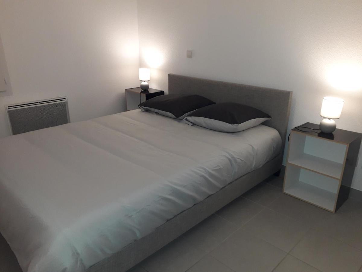 Bel Appartement En Residence Avec Parking Prive Arvert Buitenkant foto